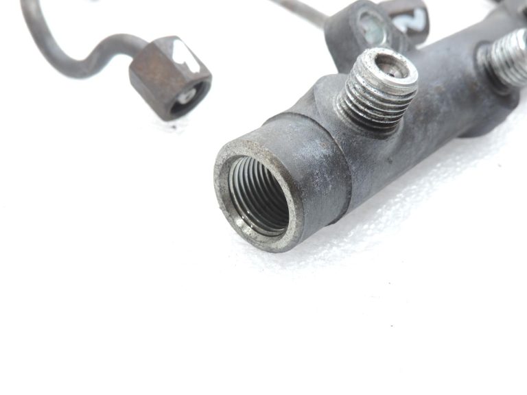 OE BMW M57N2 degvielas iesmidzināšanas slīksne ar augstspiediena cauruli 7788679 0445216008