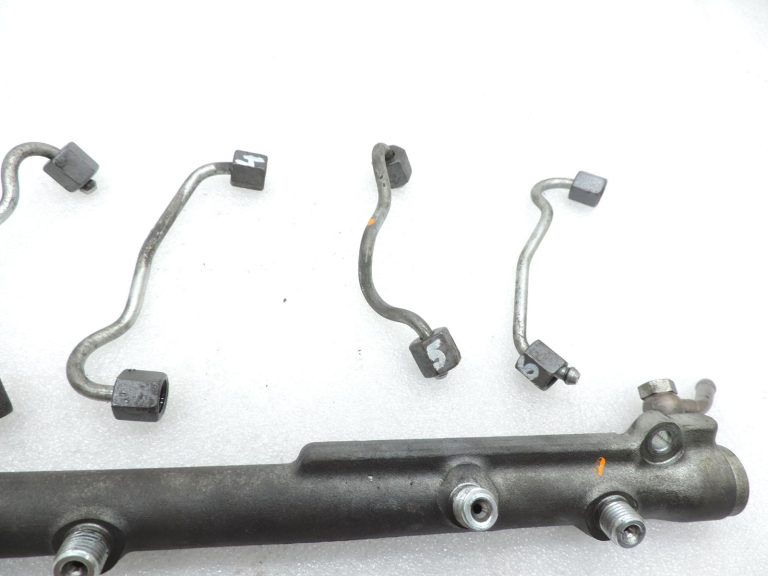 OE BMW M57N2 degvielas iesmidzināšanas slīksne ar augstspiediena cauruli 7788679 0445216008