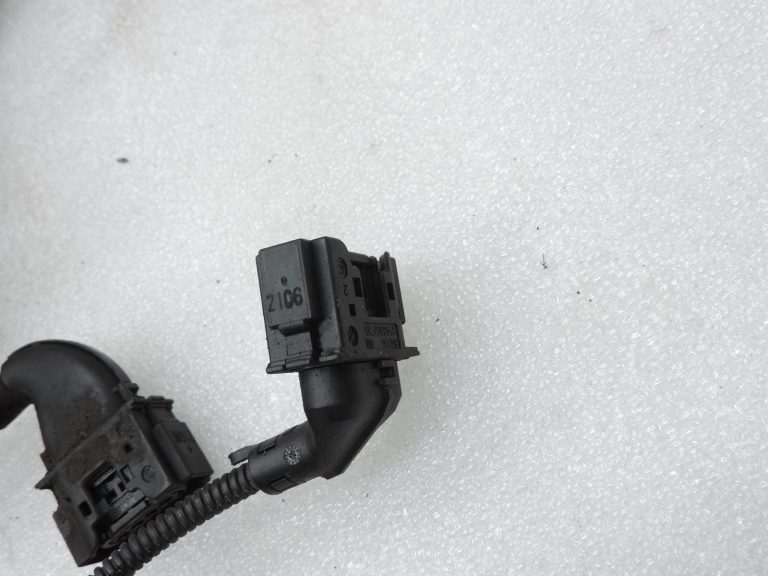 BMW E60 E61 M57N2 3.0D M57 dzinēja vadu kopne 7802570, neliels DEFEKTS