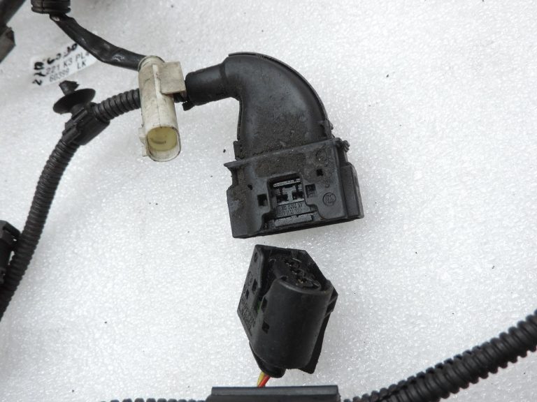 BMW E60 E61 M57N2 3.0D M57 dzinēja vadu kopne 7802570, neliels DEFEKTS