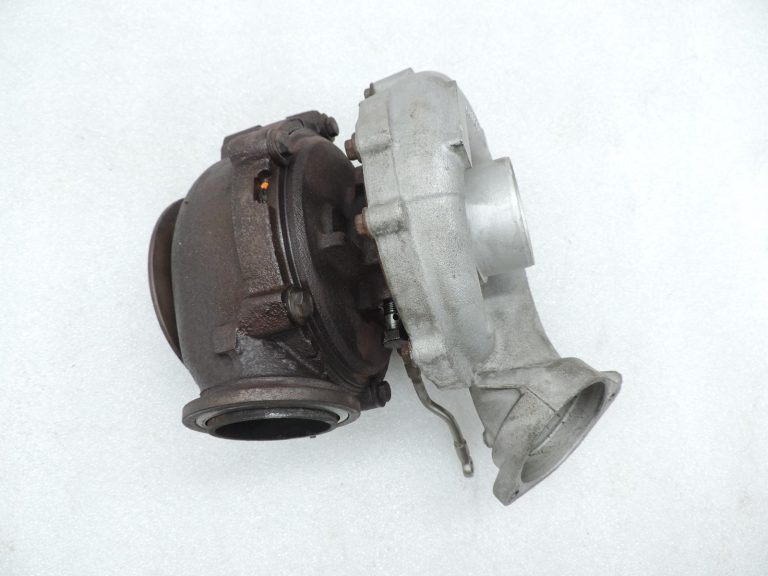 BMW E60 E61 M57N2 turbokompresors Turbo 2414328 BEZ vadības motora