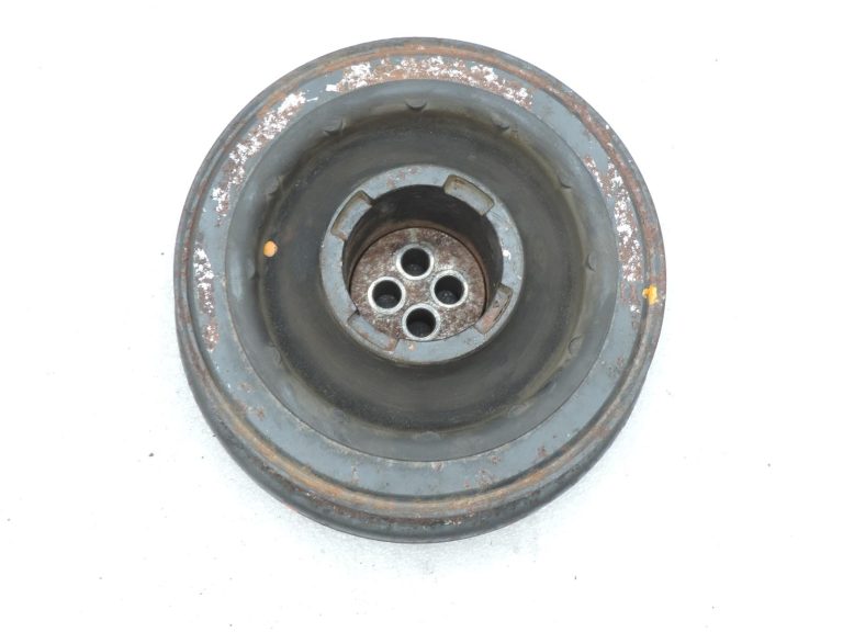 FEBI BMW M57N2 kloķvārpstas svārstību slāpētājs