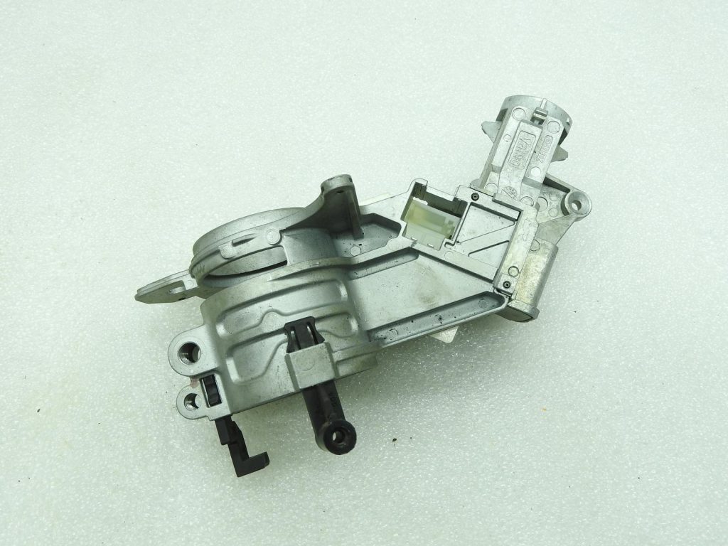 Корпус замка зажигания Opel Zafira B 93181315, 6235375