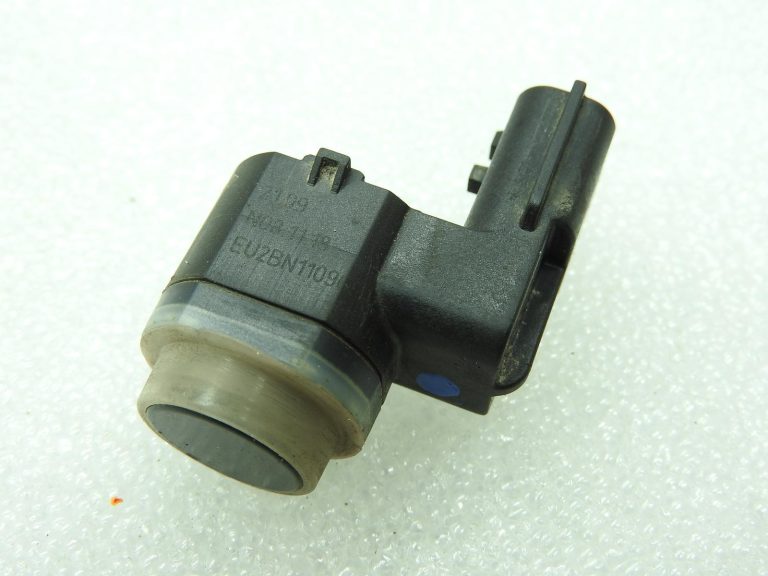 PDC sensors Renault Trafic III Opel Vivaro B aizmugurē, iekšpusē, oriģināls 95517245