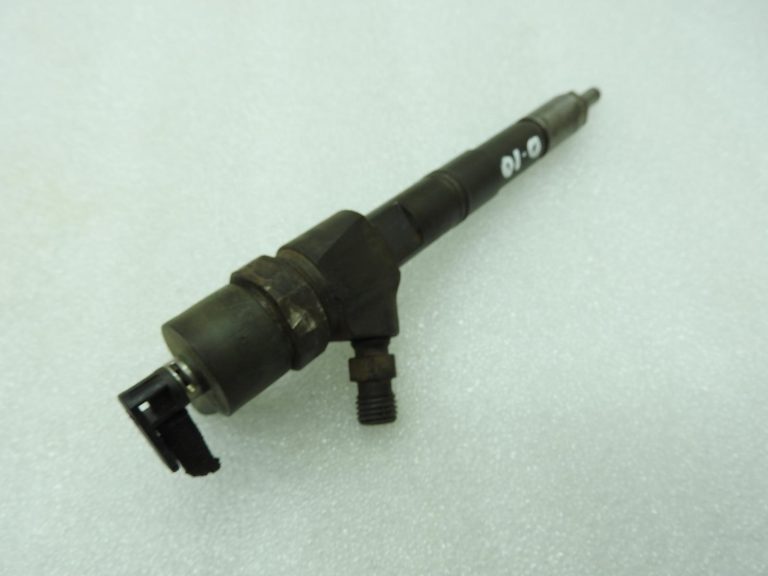 Opel Insignia A 2,0CDTi A20DTH degvielas iesmidzinātājs 55566050 95517502