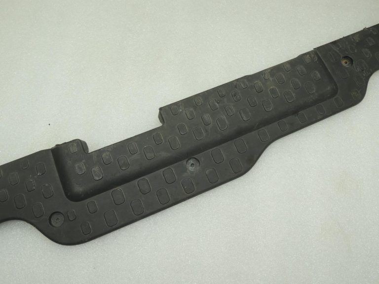 OEM Opel Vivaro B Renault Trafic III bagāžnieka sliekšņa apvalks 93868883