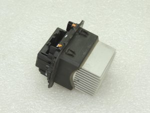 OEM Opel Vivaro B Renault Trafic III ventilatora regulētāja rezistors 95517552