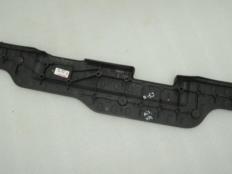 OEM Opel Vivaro B Renault Trafic III bagāžnieka sliekšņa apvalks 93868883