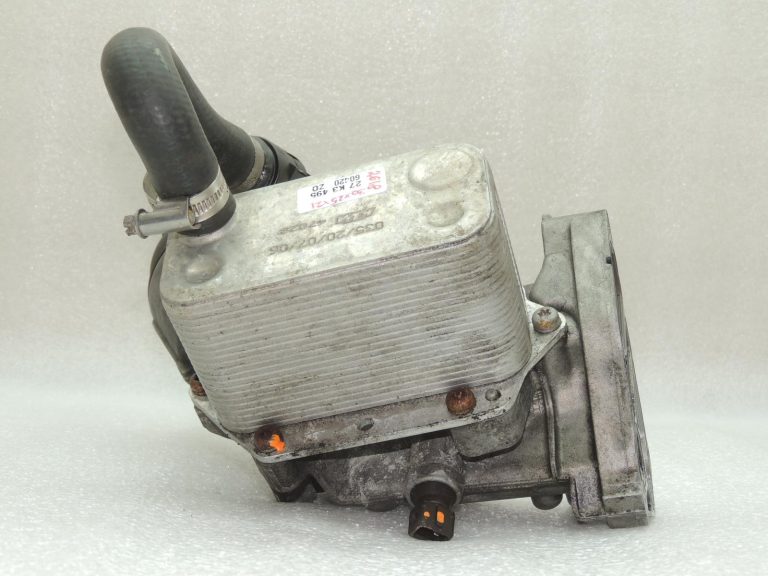 BMW E60 E61 530d M57N2 eļļas filtra korpuss, eļļas dzesētājs, siltummainis 11427805408 OEM