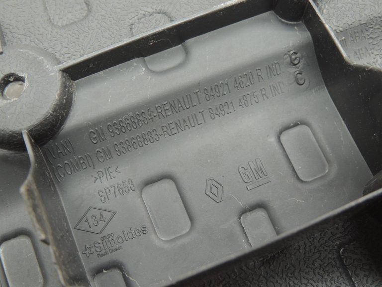 OEM Opel Vivaro B Renault Trafic III bagāžnieka sliekšņa apvalks 93868883