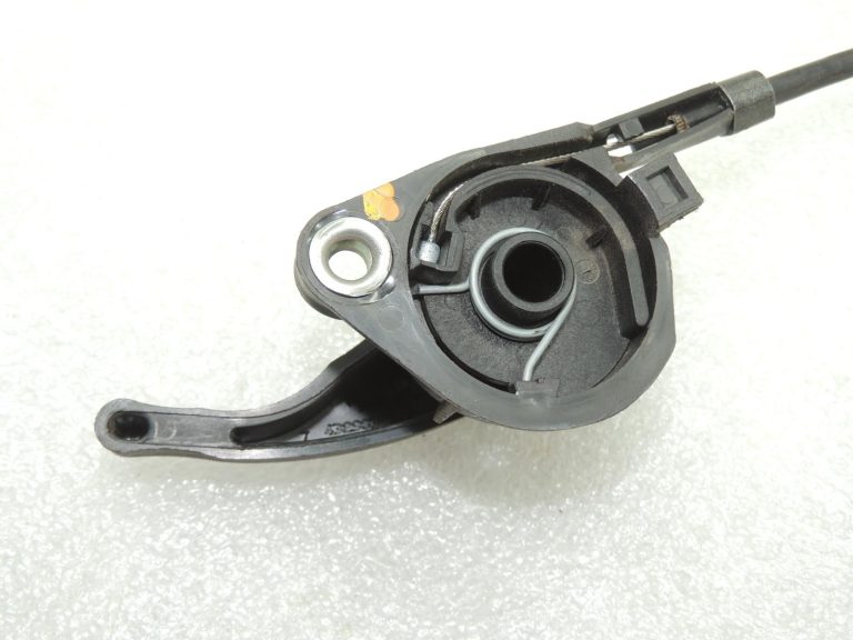 OEM Opel Vivaro B Renault Trafic III motora pārsega atvēršanas svira ar trosi