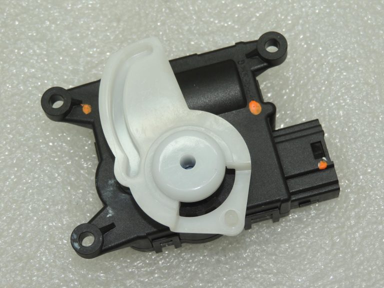 OEM Opel Vivaro B Renault Trafic III servodzinējs, gaisa kondicionētājs, apkure