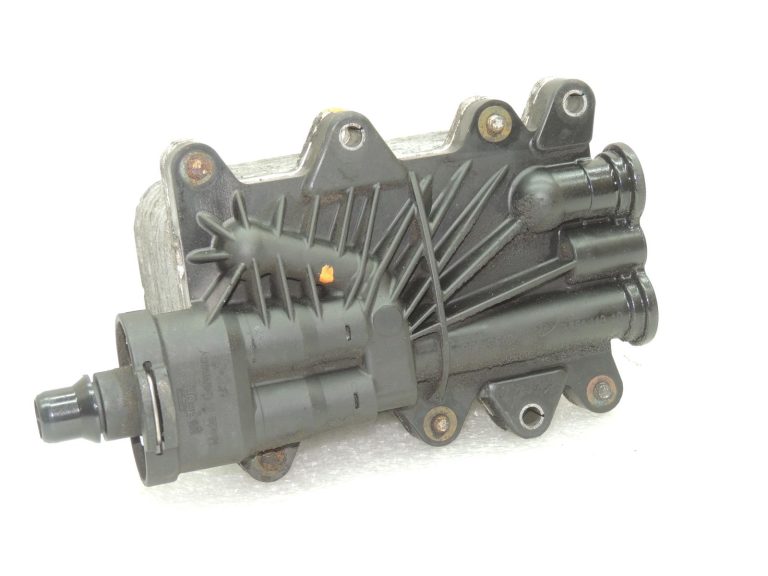 BMW E60 E61 530d automātiskās pārnesumkārbas eļļas dzesētāja siltummainis 17217803830 OEM