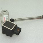 BMW E60, E61, E90, E46 lukturu tāluma regulēšanas sensors 37146784696 6784696 OEM