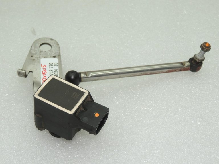 BMW E60, E61, E90, E46 lukturu tāluma regulēšanas sensors 37146784696 6784696 OEM