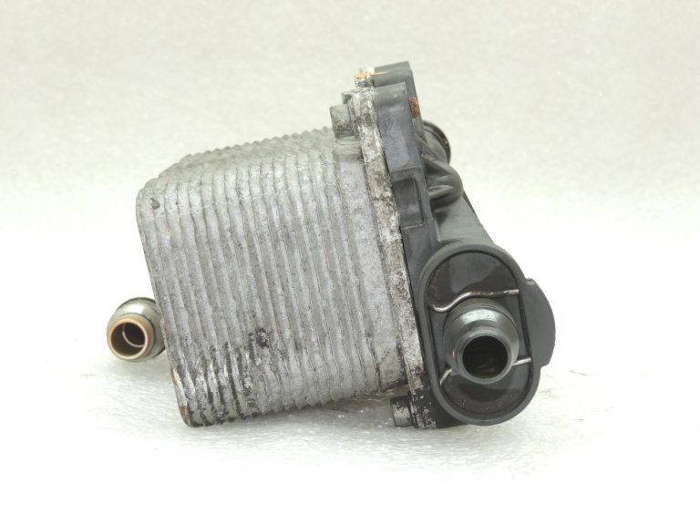 BMW E60 E61 530d automātiskās pārnesumkārbas eļļas dzesētāja siltummainis 17217803830 OEM
