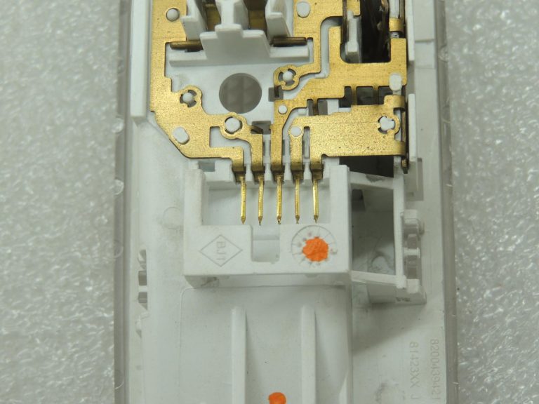 OEM Opel Vivaro B Renault Trafic III priekšējā jumta lampa 95528098