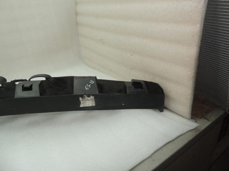 OEM Opel Vivaro B Renault Trafic III priekšējā bufera kronšteins 93450026