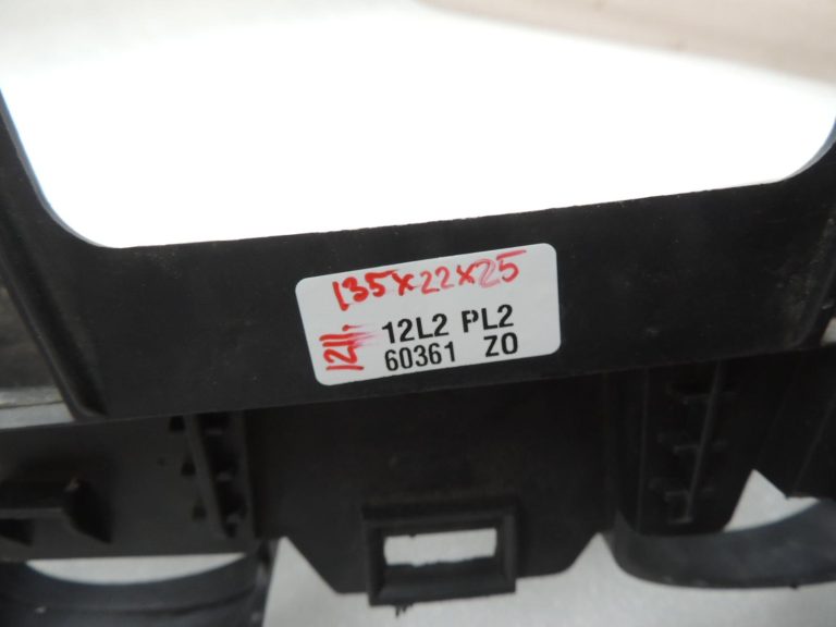 OEM Opel Vivaro B Renault Trafic III priekšējā bufera kronšteins 93450026