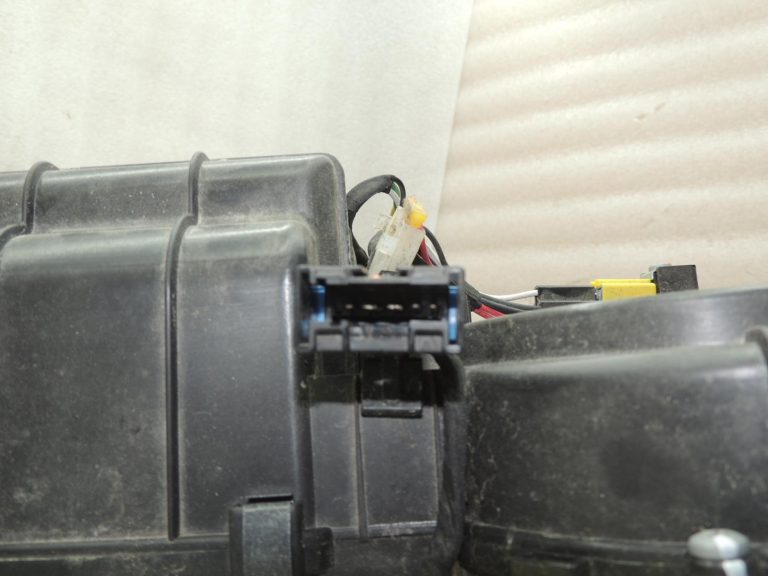 OEM Opel Vivaro B Renault Trafic III salona apsildes komplekts 93458895