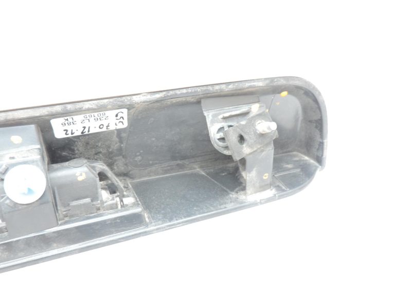 OE Opel Vivaro B Renault Trafic III numura zīmes apgaismojuma sloksne 93867931