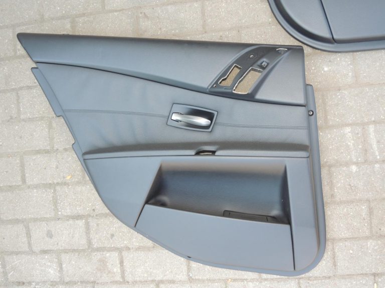 BMW E60 E61 ādas apdare — melna „Dakota“ āda, LCSW sporta sēdekļi ar elektrisko regulēšanu