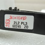 OEM Opel Vivaro B Renault Trafic III ārējās durvju roktura kronšteins 806075481R