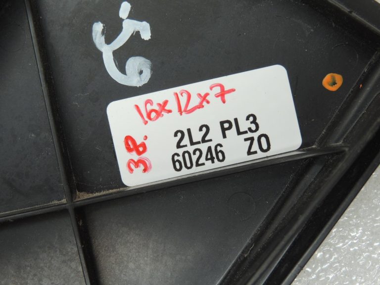 OEM Opel Vivaro B Renault Trafic III drošinātāju kārbas vāciņš 93452505