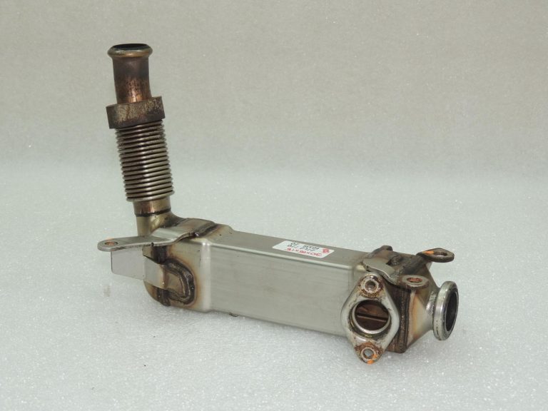 BMW E60, E61, E90, E91 AGR dzesētājs, izplūdes gāzu dzesētājs 11717794245 7794245 OEM