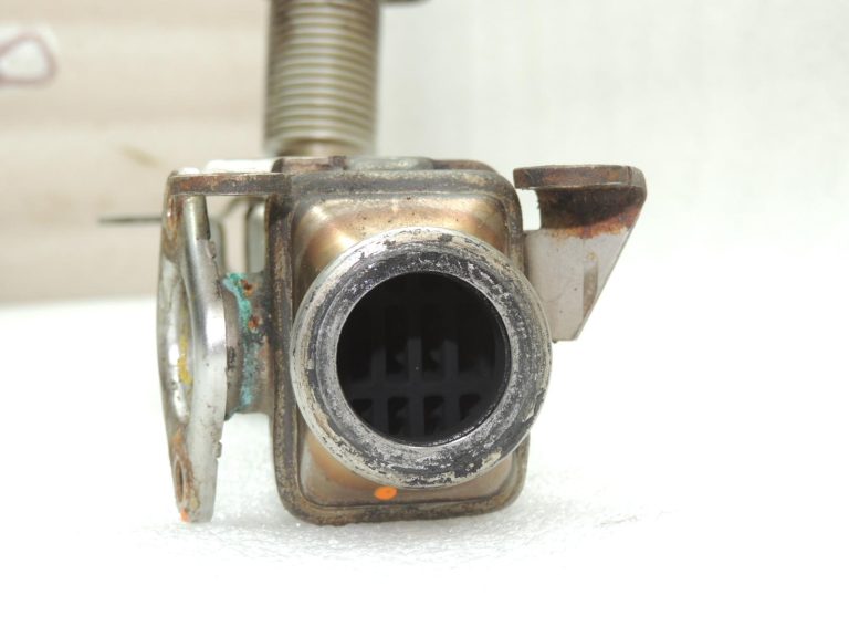 BMW E60, E61, E90, E91 AGR dzesētājs, izplūdes gāzu dzesētājs 11717794245 7794245 OEM