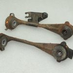 OPEL VIVARO B TRAFIC III ass balsta kronšteinu komplekts (kreisais un labais) OEM