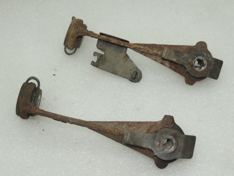 OPEL VIVARO B TRAFIC III ass balsta kronšteinu komplekts (kreisais un labais) OEM