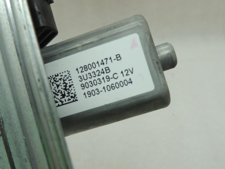 OEM Opel Vivaro B Renault Trafic III logu pacēlāja motors (labais) 93867657