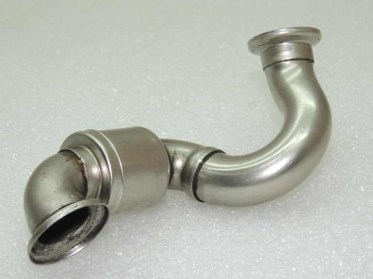 BMW E60, E61, E90, E91 AGR caurule, izplūdes caurule, caurule 11712354039, 2354039, OEM