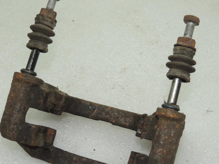 OPEL VIVARO B RENAULT TRAFIC III aizmugurējais bremžu kluča turētājs 93192388 OEM