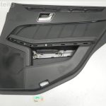 Mercedes W212 Durvju paneļi aizmugurējais labās puses durvju panelis ādas melns 2127301070