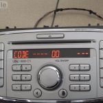 Ford Focus MK2 II radio Iebūvēts radio CD atskaņotājs 6000 CD 8M5T-18C815-AC 1818662