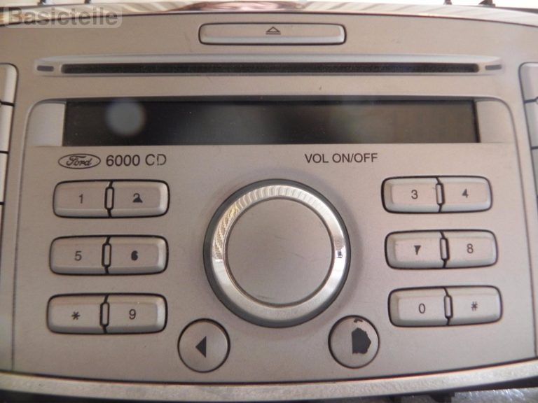 Ford Focus MK2 II radio Iebūvēts radio CD atskaņotājs 6000 CD 8M5T-18C815-AC 1818662