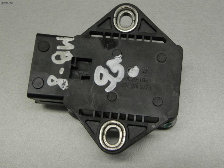 Mercedes W168 W211 W215 W220 R230 W414 W639 Rotācijas ātruma sensors A0025426618