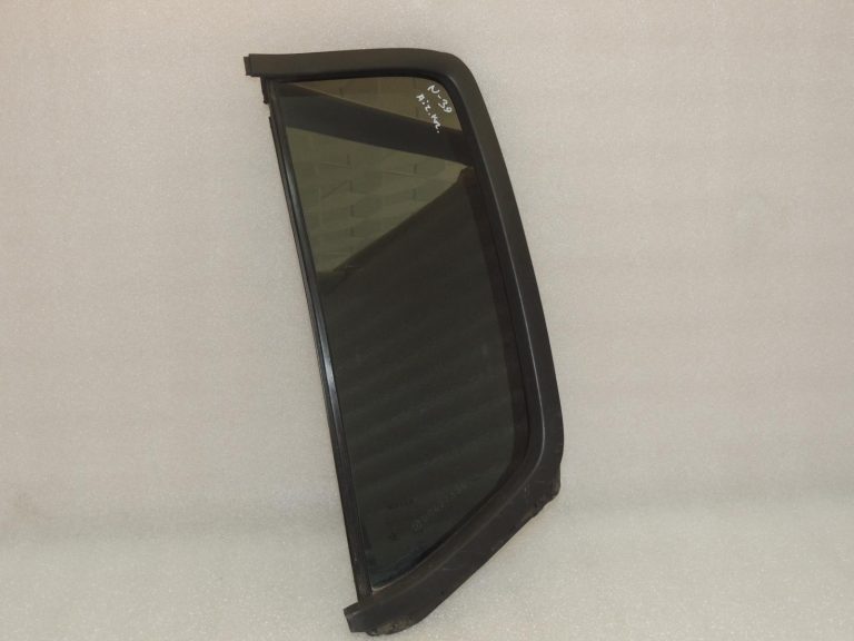 Oriģināls Nissan Navara D40M aizmugurējās durvis, stikls, kreisā puse, OE 82263EB320, 3.0 dCi V6
