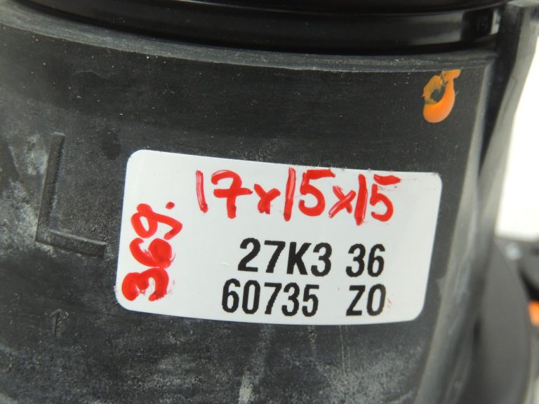 Nissan Navara D40M stūres kolonnas apvalks, priekšējā paneļa daļa 48950EB410