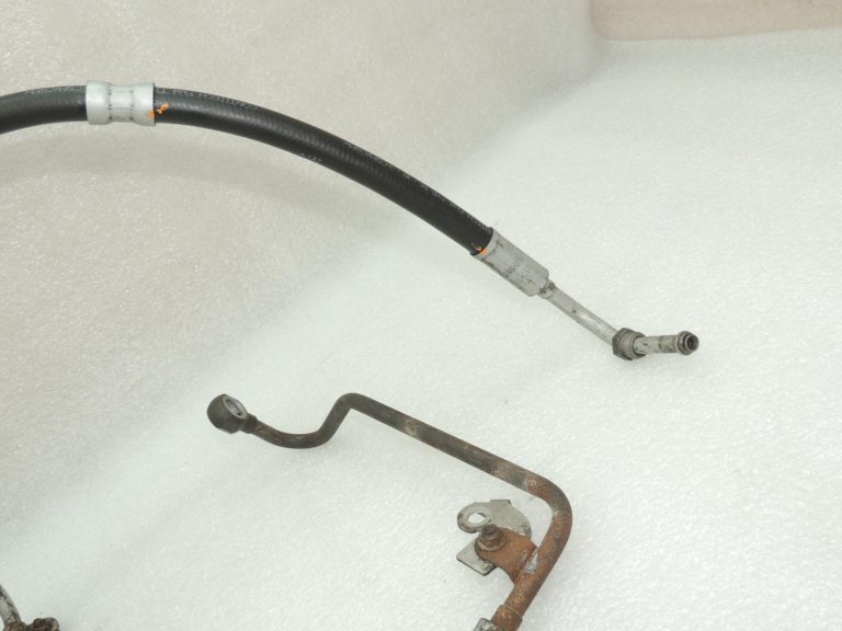 BMW E60 E61 530d M57N2 servovadu spiedvads elastīgā caurule 32416761481 OEM