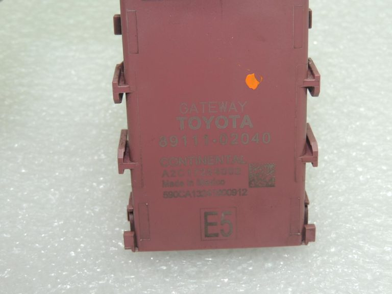 Oriģināls „Toyota Corolla E210“ tīkla vārtejas vadības bloks OE 8911102040 1.2T