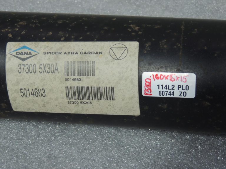 Oriģināls „Nissan Navara D40M“ kardāna vārpsta aizmugurējai asij, OE 373005X30A, 3.0 dCi V6