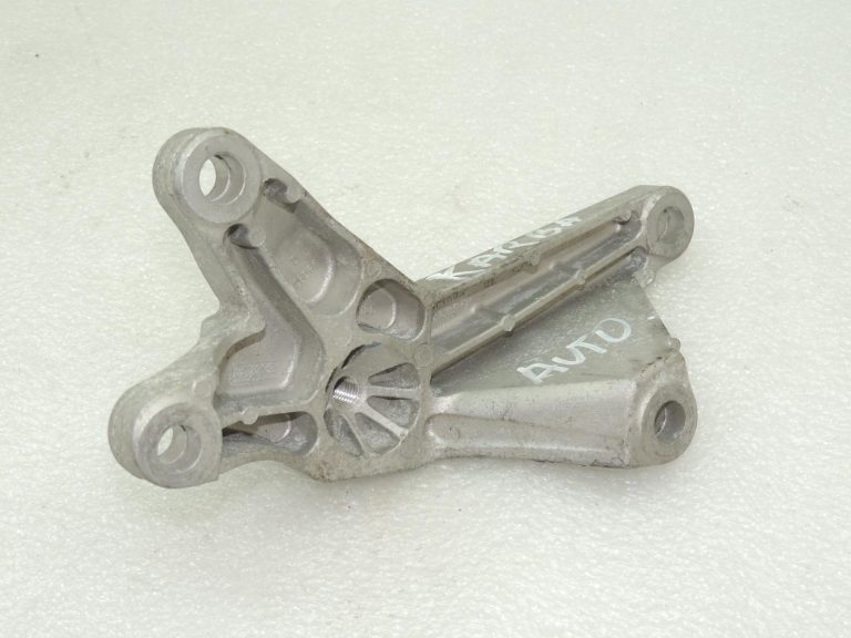 Volvo V40 CC 1.6 D2 pārnesumkārbas turētājs 31262674 Powershift D4162T