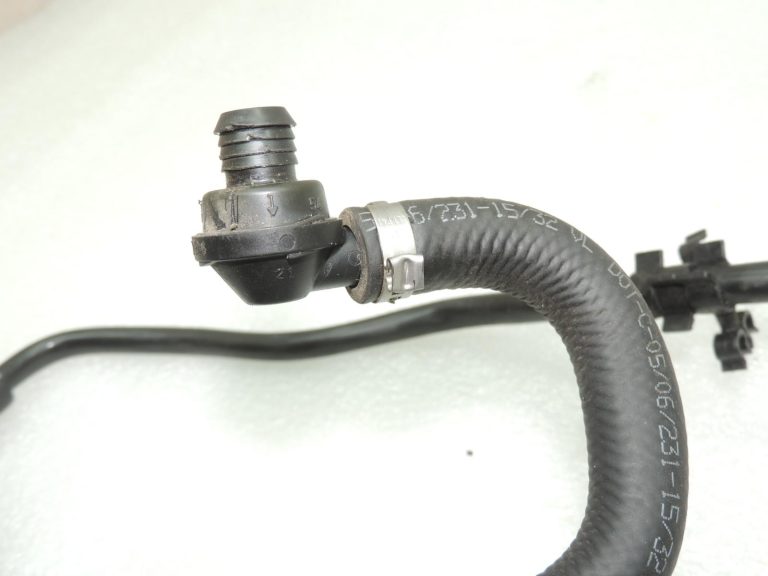 BMW E60 E61 530d vakuuma caurule bremžu pastiprinātājam 34337809847 OEM
