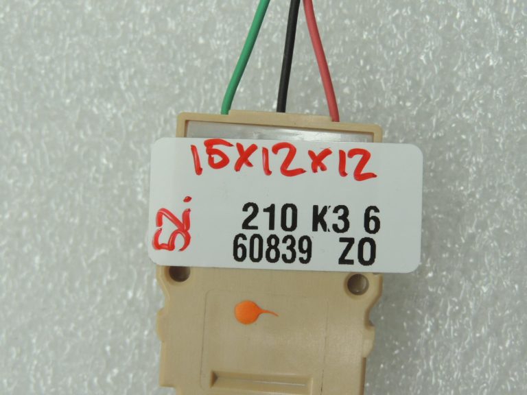 Toyota Corolla E210 degvielas līmeņa devējs 83320-10250 8332010250 OE