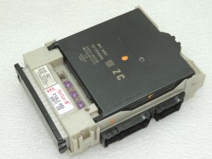 Oriģināla „Toyota Corolla E210“ drošinātāju kaste OE 82730-02P80 8273002P80 1.2T