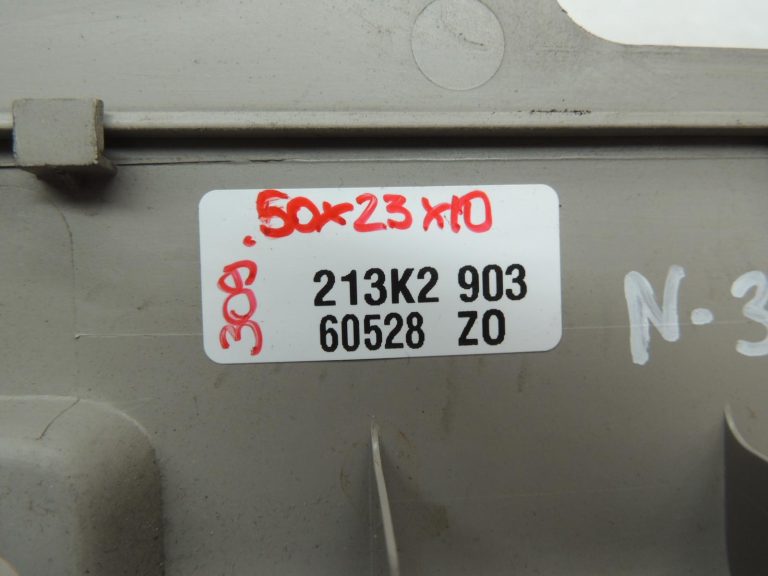 Oriģināls „Nissan Navara D40“ B-staba apdare, augšējā kreisā puse, OE 769144X00A