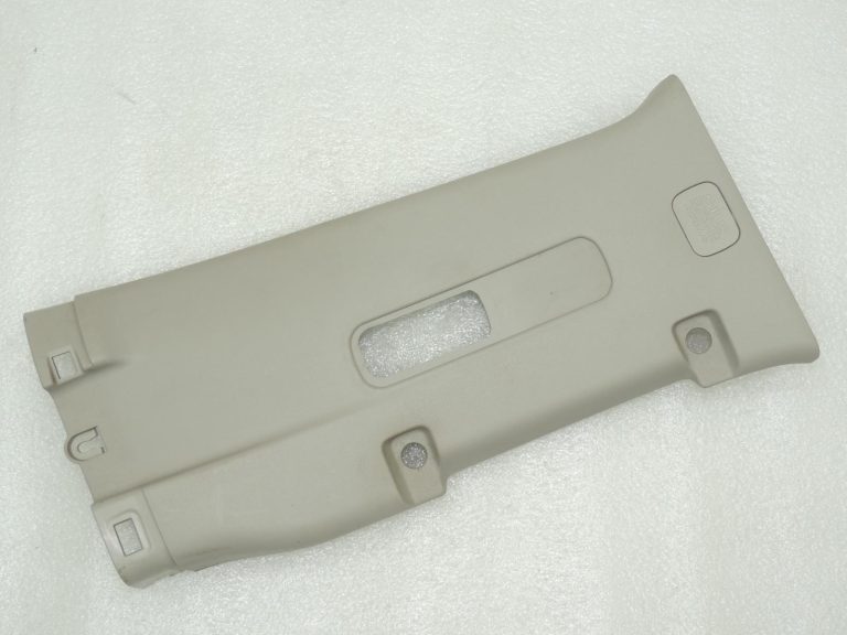 Oriģināls „Nissan Navara D40“ B-staba apdare (augšā pa labi) OE 769134X00A